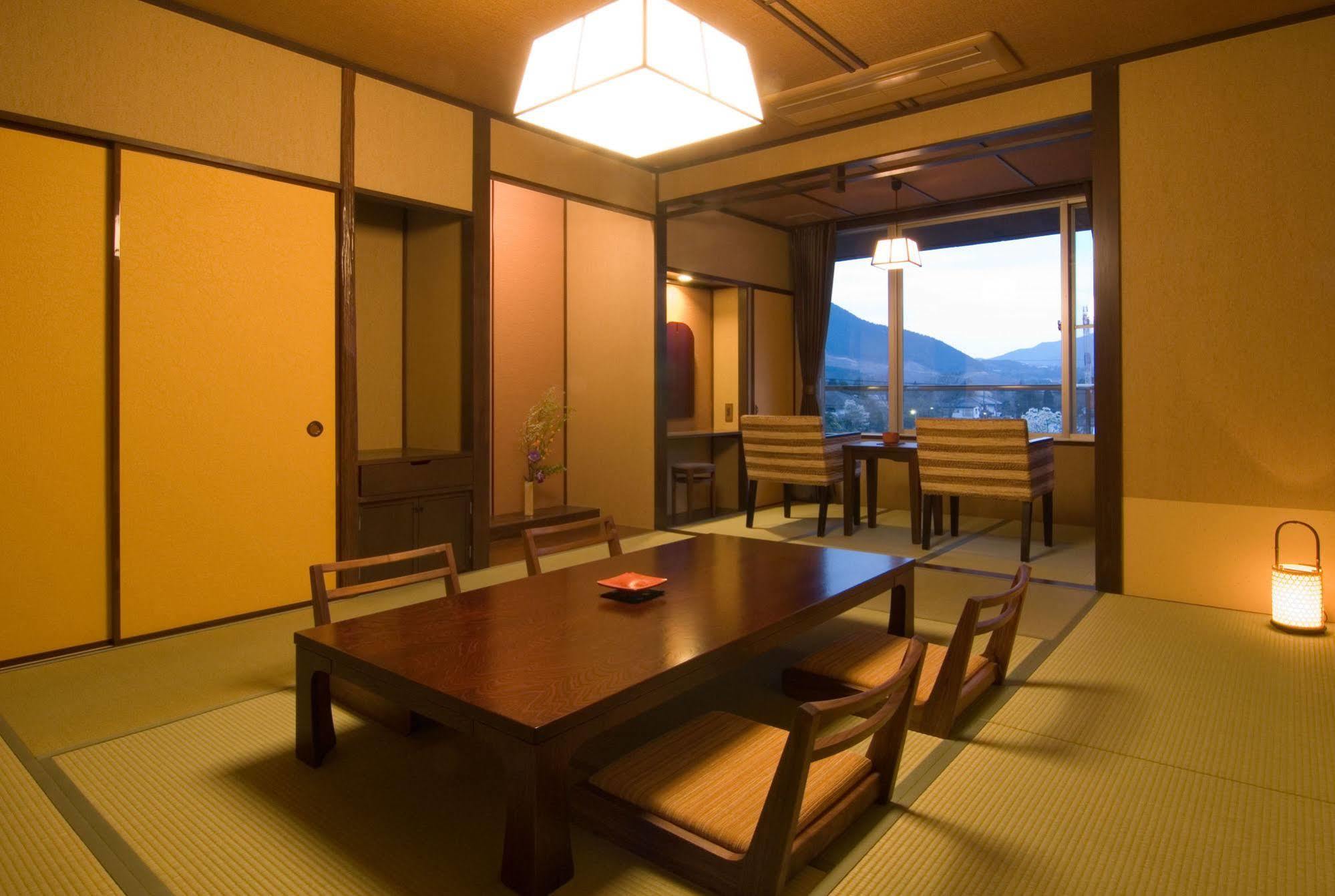 Mount View Hakone Hotell Exteriör bild